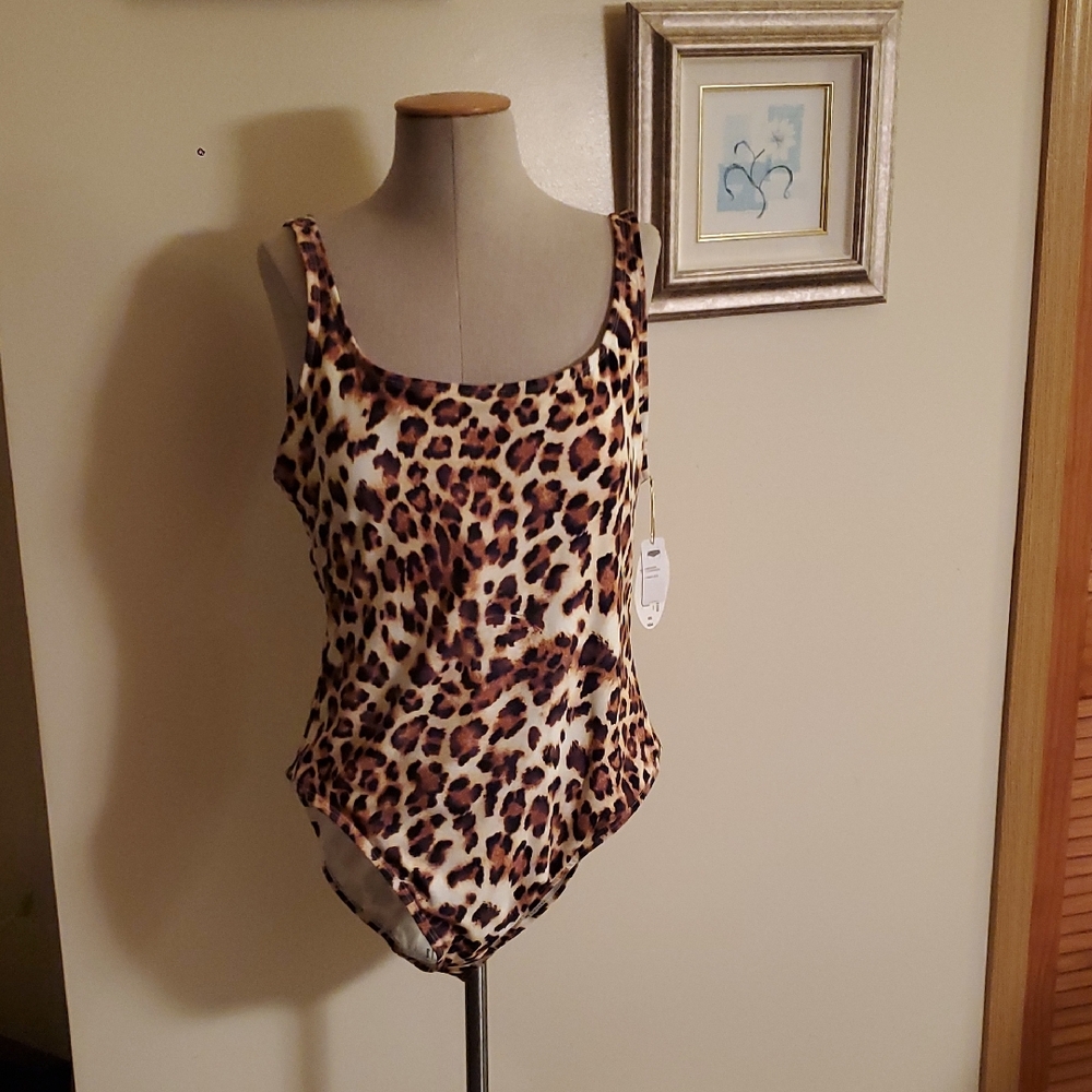 Mynah Leopard Print One-Piece Swimsuit